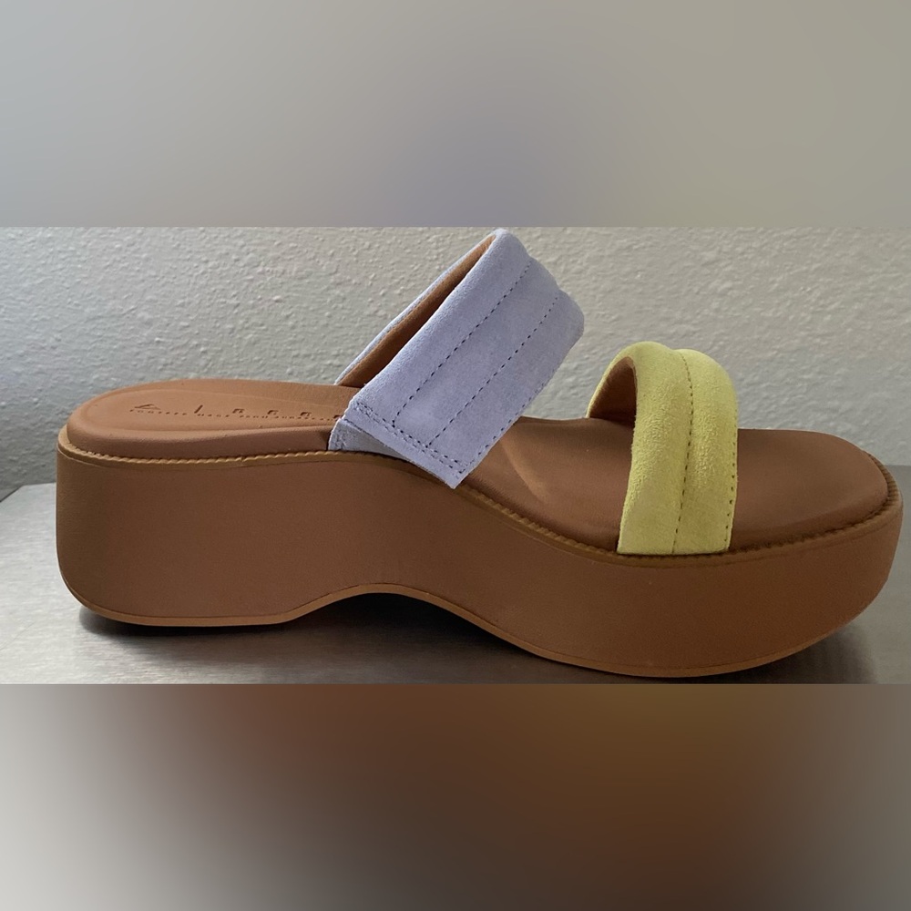 REEF ..Stylish Women's Platform Sandals in 
Lavender and yellow - Picture 4 of 16
